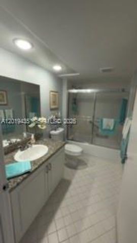 1400 SW 131st Way 203Q, Pembroke Pines, FL 33027