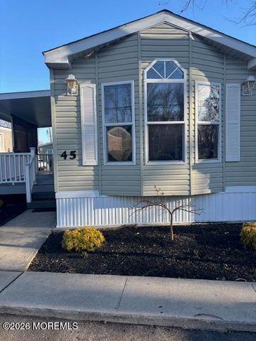 45 Randall Avenue, Hazlet, NJ 07734