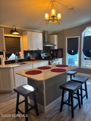 45 Randall Avenue, Hazlet, NJ 07734