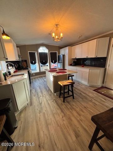 45 Randall Avenue, Hazlet, NJ 07734