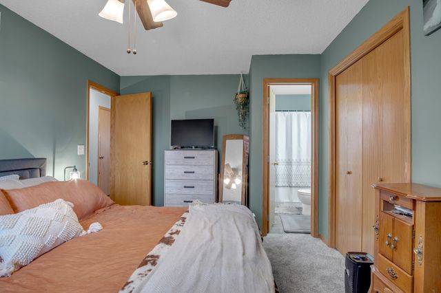 628 S Longbranch Dr, Maize, KS 67101