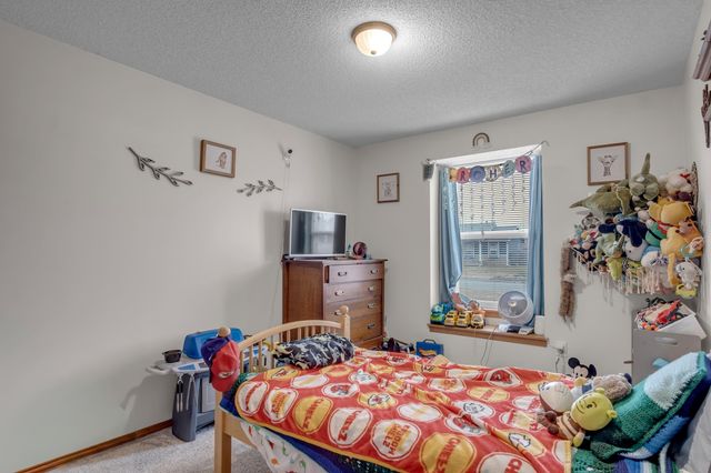 628 S Longbranch Dr, Maize, KS 67101