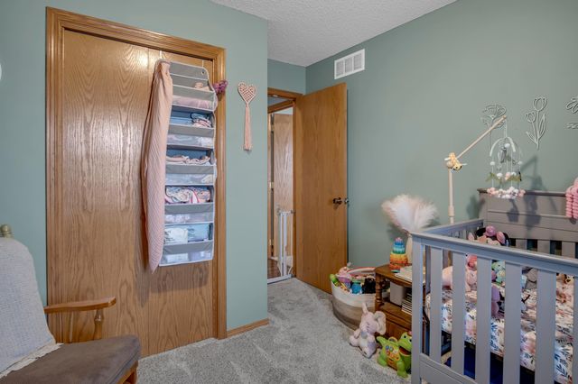 628 S Longbranch Dr, Maize, KS 67101