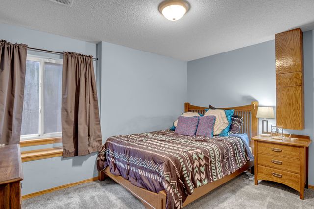 628 S Longbranch Dr, Maize, KS 67101