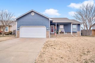 628 S Longbranch Dr, Maize, KS 67101