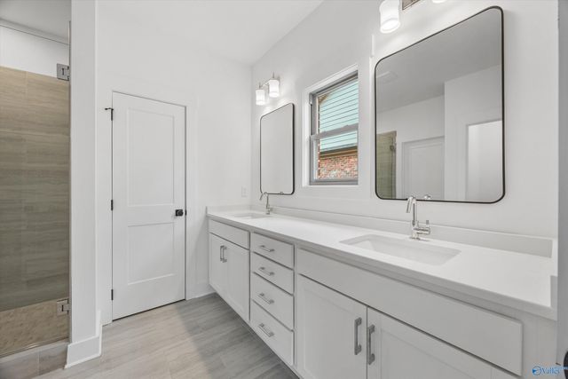 21766 Hemlock Drive, Athens, AL 35613