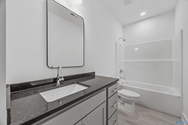 21766 Hemlock Drive, Athens, AL 35613