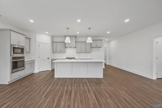 21766 Hemlock Drive, Athens, AL 35613