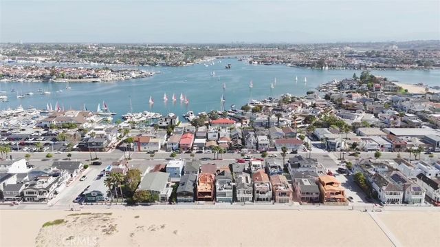 612 W Balboa Boulevard, Newport Beach, CA 92661