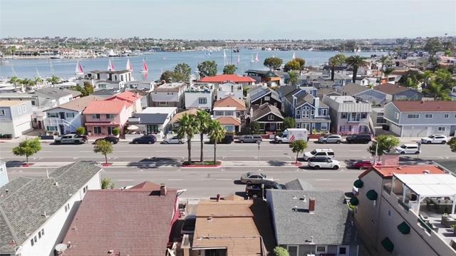 612 W Balboa Boulevard, Newport Beach, CA 92661