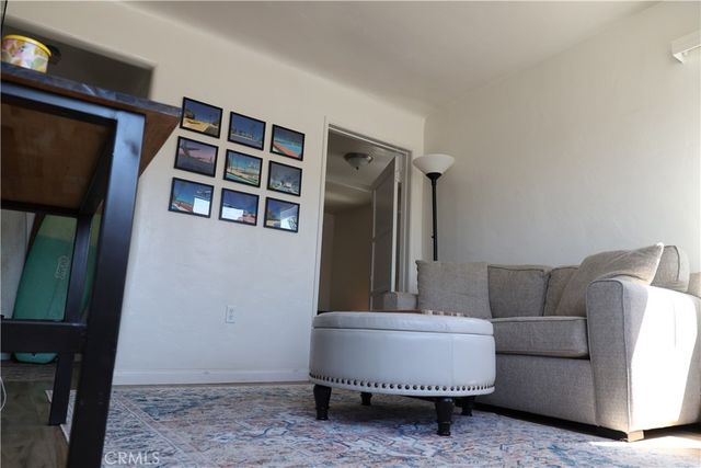 612 W Balboa Boulevard, Newport Beach, CA 92661