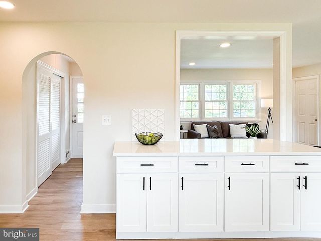 324 HIGHLAWN AVE, Elizabethtown, PA 17022