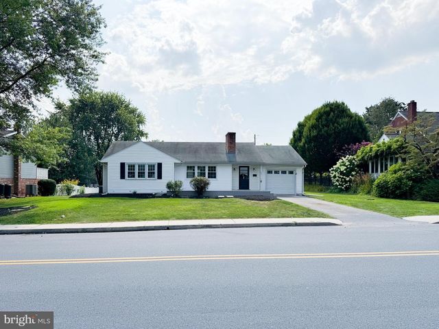 324 HIGHLAWN AVE, Elizabethtown, PA 17022