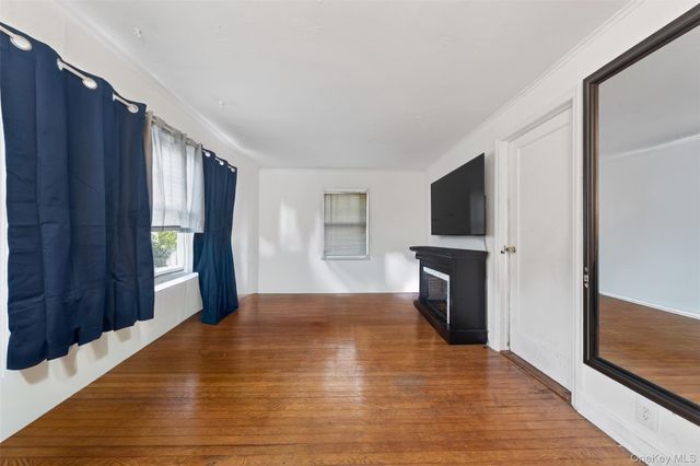 266 Neptune Avenue, West Babylon, NY 11704