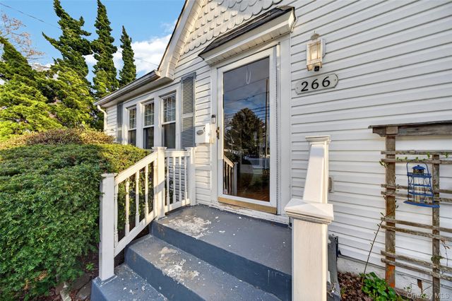 266 Neptune Avenue, West Babylon, NY 11704