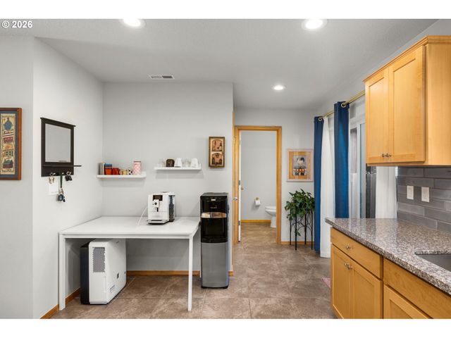 10971 Se HOLGATE Blvd, Portland, OR 97266