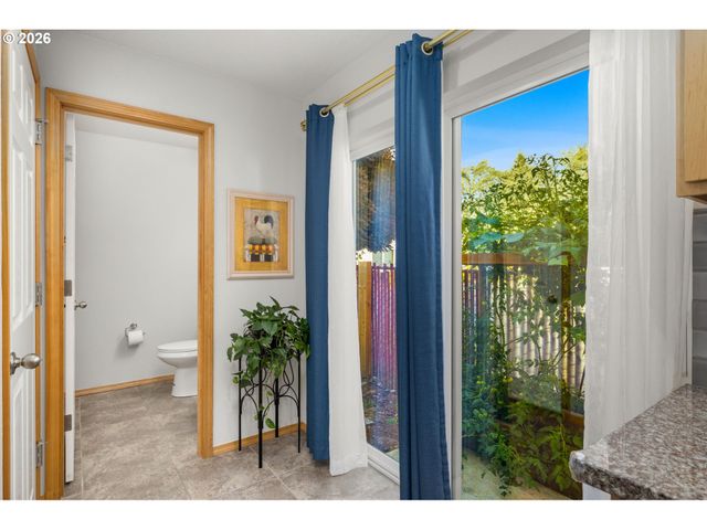 10971 Se HOLGATE Blvd, Portland, OR 97266