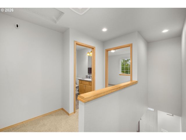 10971 Se HOLGATE Blvd, Portland, OR 97266