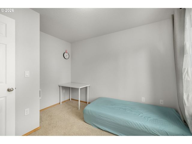 10971 Se HOLGATE Blvd, Portland, OR 97266