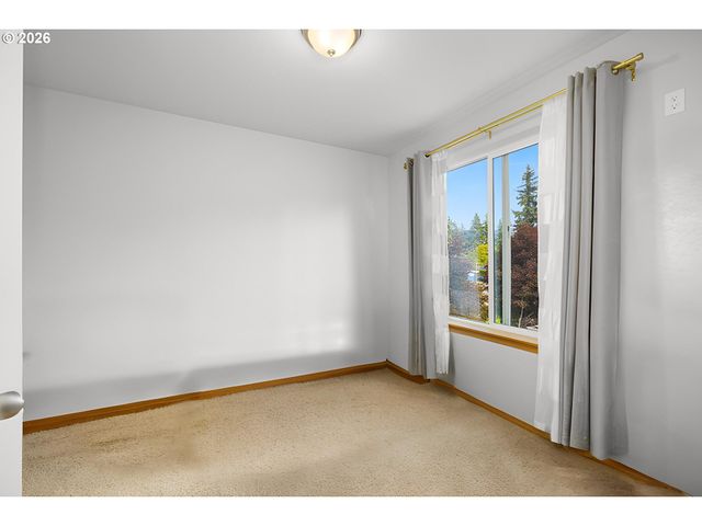 10971 Se HOLGATE Blvd, Portland, OR 97266