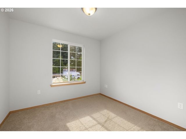 10971 Se HOLGATE Blvd, Portland, OR 97266