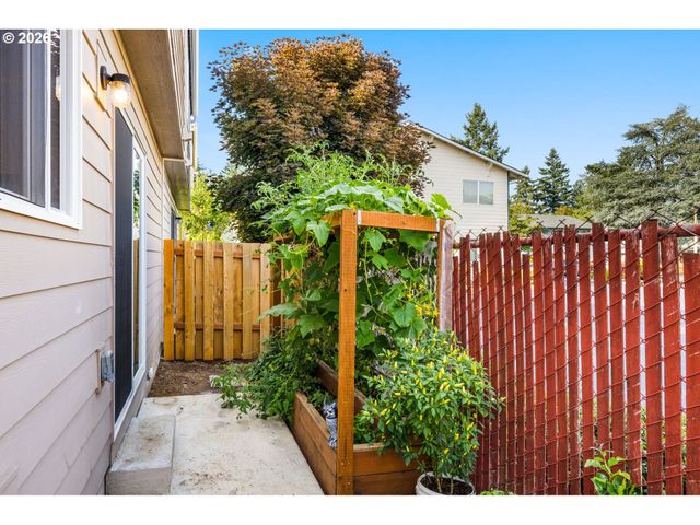 10971 Se HOLGATE Blvd, Portland, OR 97266