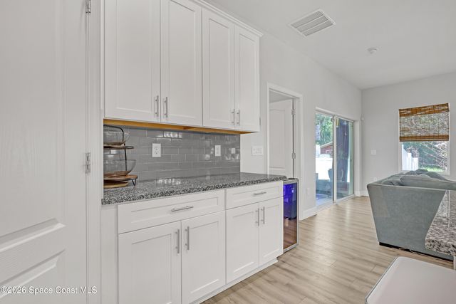 466 Olmsted Street SW, Palm Bay, FL 32908