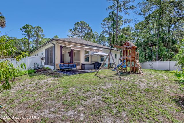 466 Olmsted Street SW, Palm Bay, FL 32908