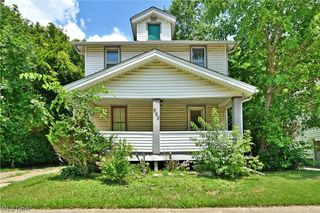 995 Glenwood Street NE, Warren, OH 44483