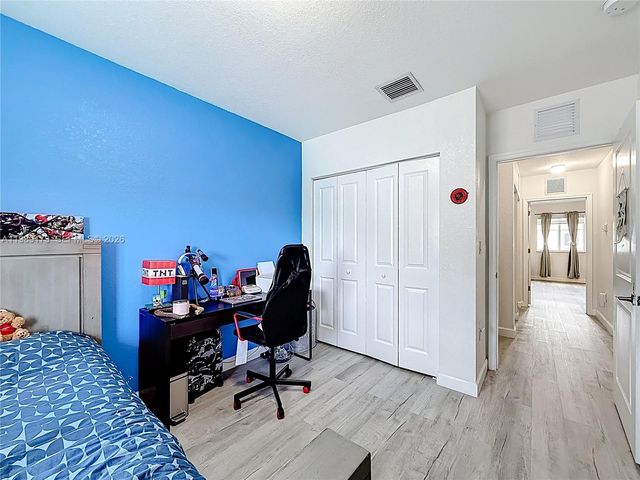 451 NW 12th Ave, Florida City, FL 33034