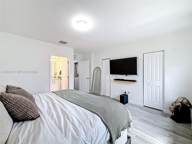 451 NW 12th Ave, Florida City, FL 33034