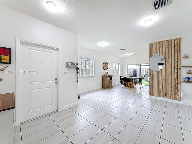 451 NW 12th Ave, Florida City, FL 33034