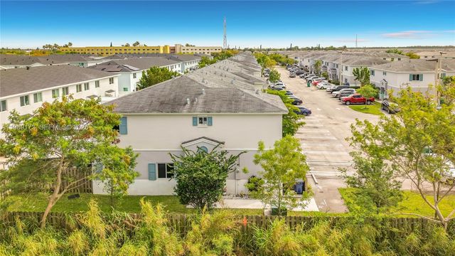 451 NW 12th Ave, Florida City, FL 33034