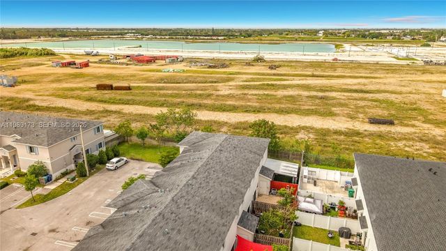 451 NW 12th Ave, Florida City, FL 33034
