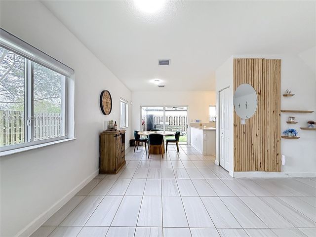 451 NW 12th Ave, Florida City, FL 33034