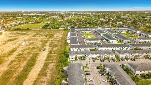 451 NW 12th Ave, Florida City, FL 33034