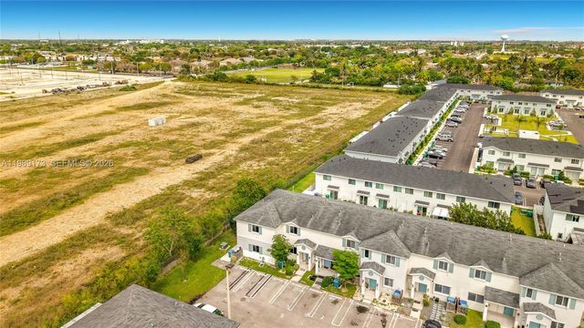 451 NW 12th Ave, Florida City, FL 33034