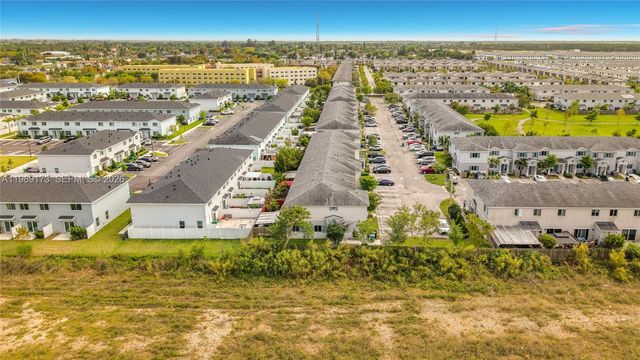 451 NW 12th Ave, Florida City, FL 33034