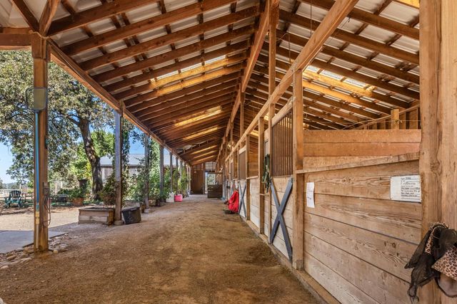 17761 Grizzly Bear Dr, Grass Valley, CA 95949