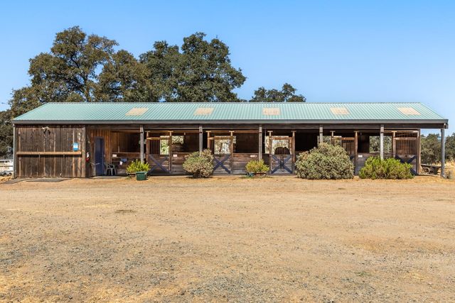 17761 Grizzly Bear Dr, Grass Valley, CA 95949
