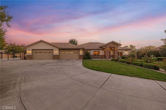 2534 Desert Rose Drive, Lancaster, CA 93536