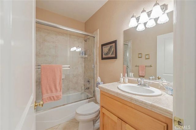 2534 Desert Rose Drive, Lancaster, CA 93536