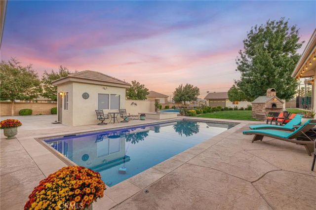 2534 Desert Rose Drive, Lancaster, CA 93536