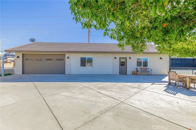 2534 Desert Rose Drive, Lancaster, CA 93536