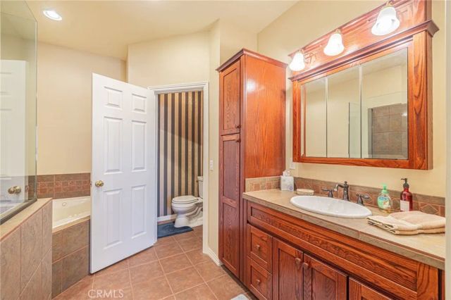 2534 Desert Rose Drive, Lancaster, CA 93536