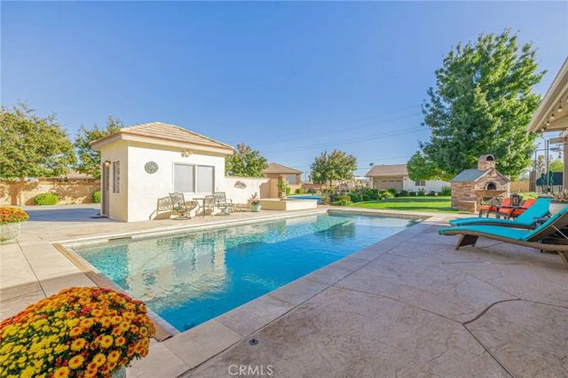 2534 Desert Rose Drive, Lancaster, CA 93536