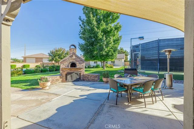 2534 Desert Rose Drive, Lancaster, CA 93536