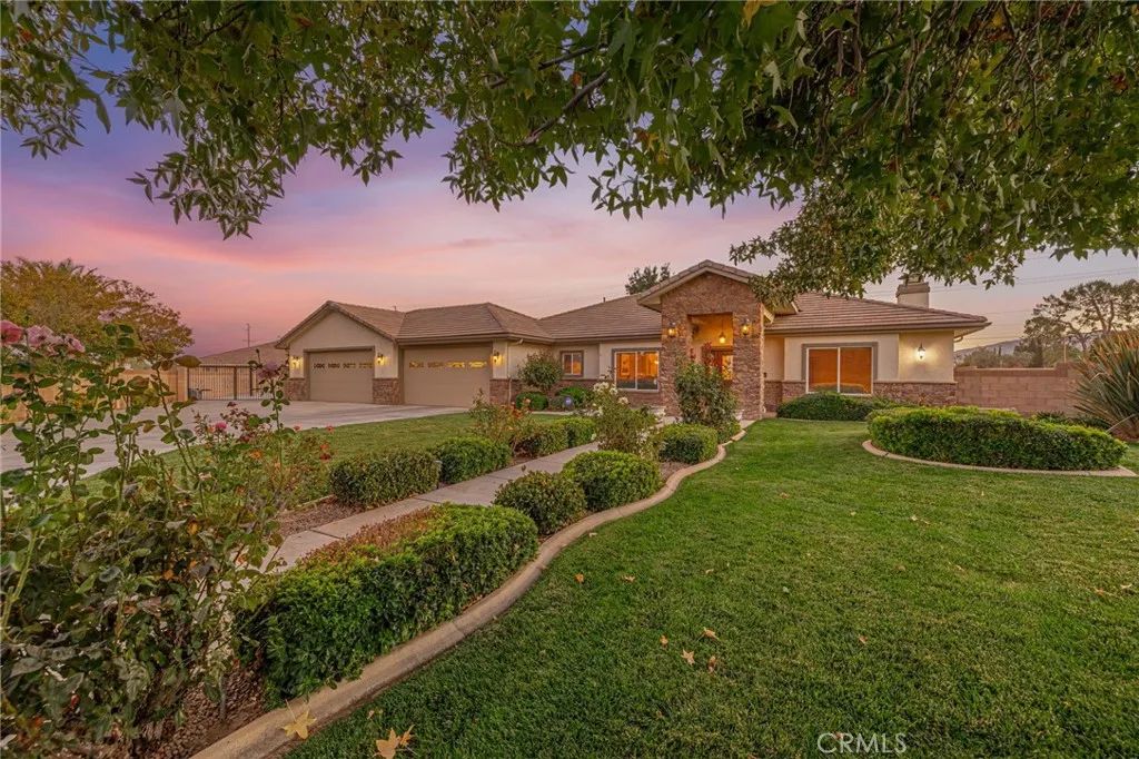 2534 Desert Rose Drive, Lancaster, CA 93536