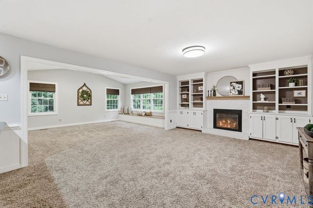 5700 Sandstone Ridge Rd, Midlothian, VA 23112