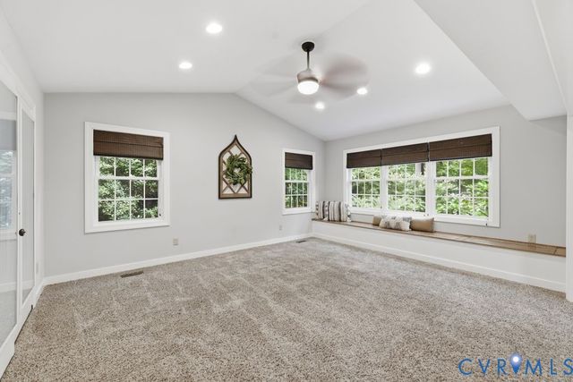 5700 Sandstone Ridge Rd, Midlothian, VA 23112